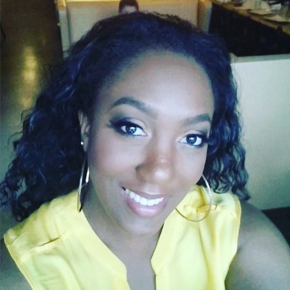 Meet your Posher, Nik - Picture 2 of 4